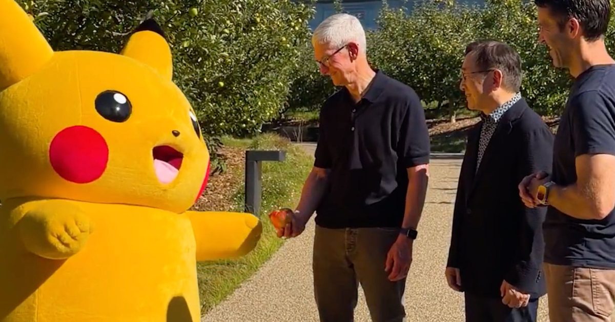 Tim Cook đón Pikachu và dàn lãnh đạo Pokémon tại Apple Park