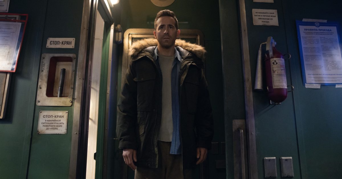 Phim mới của Ryan Reynolds trên Apple TV gây bão